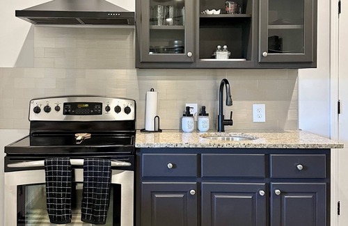 Winder Other | Enjoy a cozy experience at Elizabeth Farms! Close to hiking & equestrian trails.