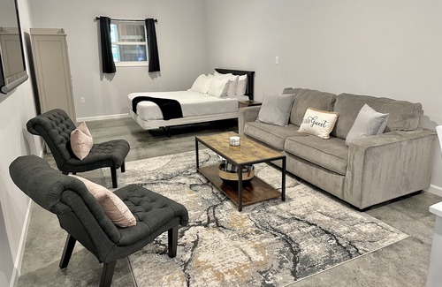 Winder Other | Enjoy a cozy experience at Elizabeth Farms! Close to hiking & equestrian trails.