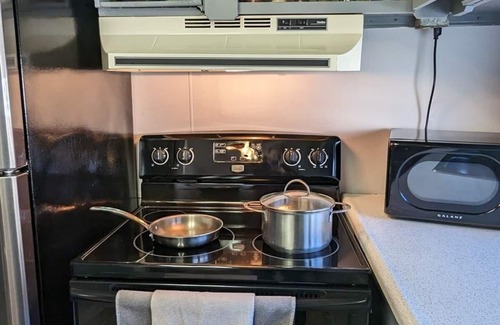 Adamstown House | Enjoy a Peaceful environment with neighboring mini pones a fire pit to sit under the stares. roll into the oversized parking lot and enjoy this lovely modern farm home.