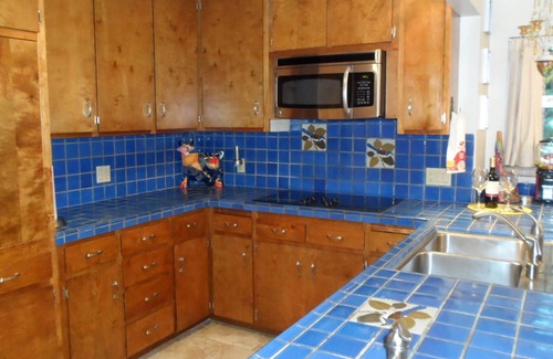 Healdsburg Cottage | Enjoy a Slice Of Country-Two miles to Downtown Healdsburg