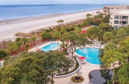 Beach Lagoon Villa | Enjoy a weekend at Marriott's Monarch in Hilton Head's Sea Pines Community