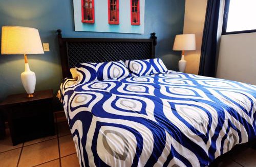 Ajijic Apartment | Enjoy AC in Our Guest Room at Inn Ajijic