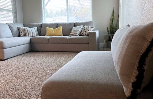 Redding House | Enjoy an active outdoor vacation and relax!