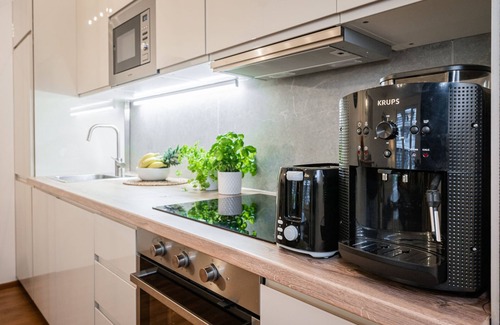 Hlubocepy Apartment | Enjoy Garden & Grill & Aquapark, close to the city center of Prague
