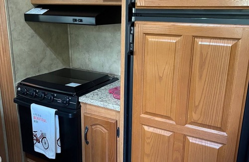 Bay Minette House | Enjoy relaxing with room to stretch in peaceful surroundings