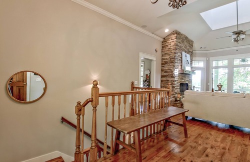 Wedowee Cottage | Enjoy spacious 4 bedroom home with stunning lake views and year round deep water