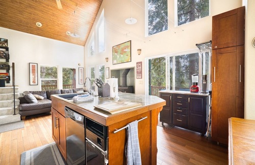 Long Barn House | Enjoy Spring and summer with all the family. Near swimming fishing and hiking.