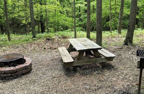 Mauckport Cabin | Enjoy the serenity of nature at High Ridge Cabins