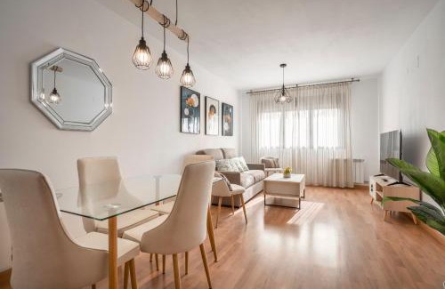 Figares Apartment | EnjoyGranada EMIR 4C + Parking