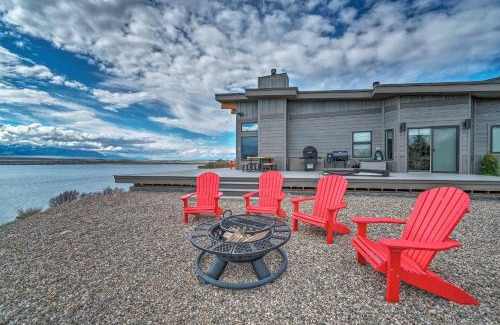 McAllister Apartment | Ennis Lake Studio with Kayak, Pool and Fire Pit!