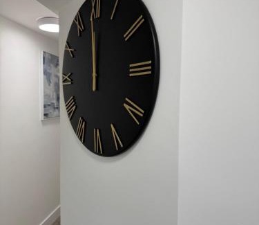 Basildon House | Ensuite deluxe home