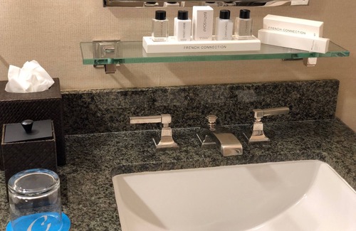 Cupertino Hotel | Ensuring a Very Comfortable Stay! Free Breakfast and Parking, Pets Allowed