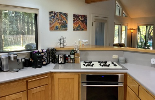 La Selva Beach House | Entelechy Ranch - A Cozy Redwood Resort