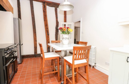 Bury St Edmunds Cottage | ENTERPRISE HOUSE, character holiday cottage in Bury St Edmunds