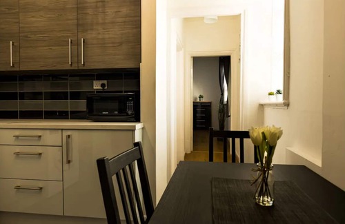 Leicester Apartment | Entire apartment- Syston The Joiners Yard