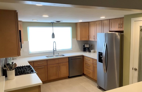 Greenacres Condo | Entire condo in Bakersfield with WiFi, AC