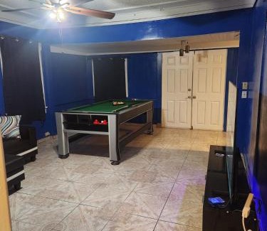 Los Angeles House | Entire Front House in Los Angeles