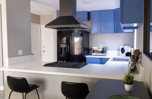 Circle Area House | Entire Home - Hidden Gem