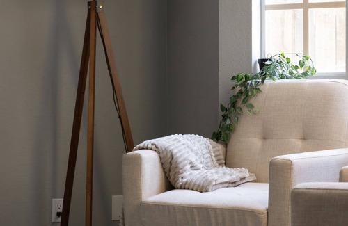 Circle Area House | Entire Home - Hidden Gem