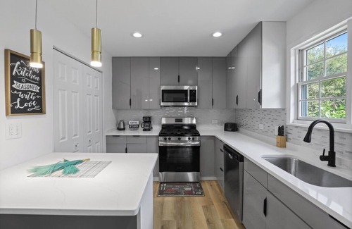 Morton Grove House | Entire home in Morton Grove, Illinois, United States