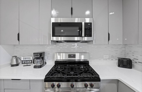 Morton Grove House | Entire home in Morton Grove, Illinois, United States