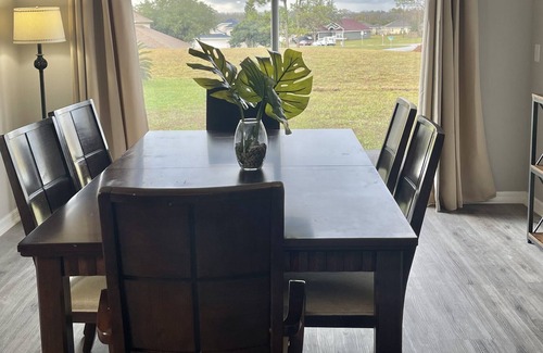 Florida Pines House | Entire House in a lovely neighborhood near attractions