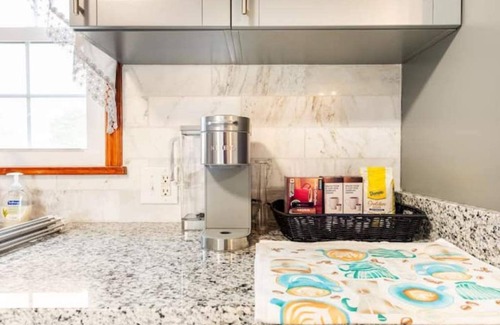 Buechel House | Entire Private Family Home - Minutes to Expo Center, Bourbon Tours, Derby