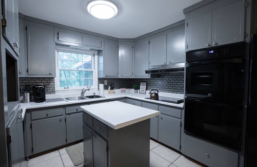 Sugar Hill House | Entire Ranch Home special rate - sleeps 6