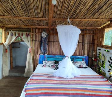 Anolaima Resort | Entre Guaduas Ecolodge - Cabaña de guadua