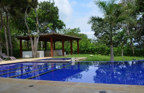 Ricaurte Villa | Epectacular Villa en Club Puerto Peñalisa