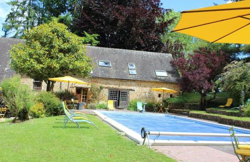 Vimoutiers House | Epicéas, piscine, tennis, lac