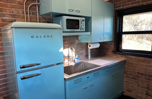 Clayton House | EPIC PICKLE BALL GUEST RETREAT