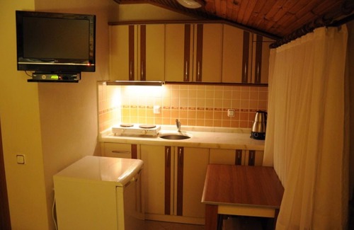 Kerpe Hotel | Erish Apart Hotel