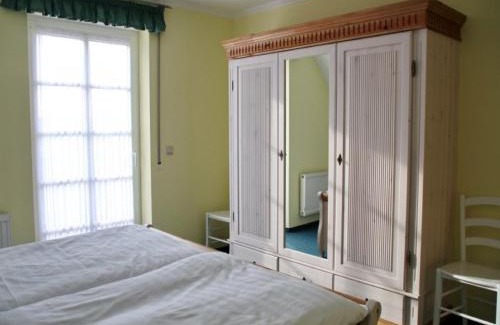 Ummanz Apartment | Erlebnis-Bauernhof Kliewe