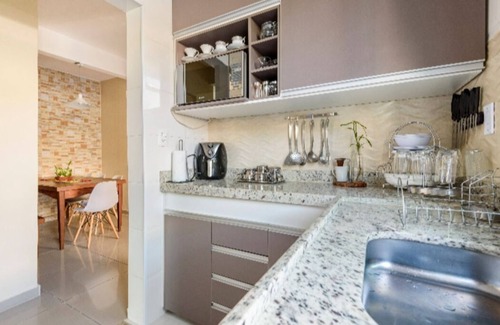 Rocha Miranda House | Espaço Agradável