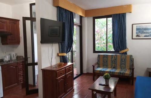 Playa de Santiago Apartment | Centre of the coastal village of Playa Santiago