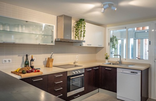 Castillo de Sabinillas Villa | Pool- AirCon- Quiet&Peaceful- FamilyFriendly