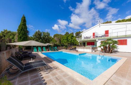 Es Carregador House | Es Pins