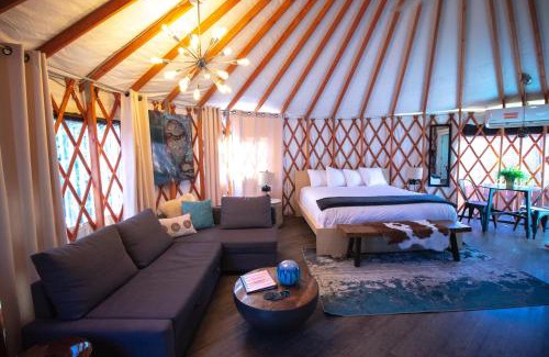 Escalante Cabin | Escalante Yurts - Luxury Lodging