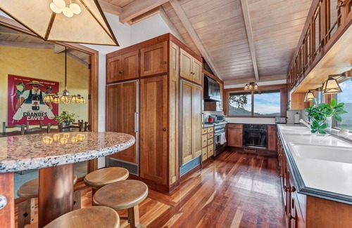 Calistoga House | Escape to “Casa Paradiso” in the Napa Valley!