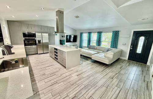Lakeside Estates House | Escape to Paradise!Luxury Waterfront Heated Pool House in Tranquil Neighborhood!