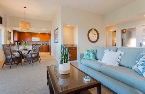 Kapalua House | Escape to paradise with 180-degree ocean views and magnificent sunsets year-round!