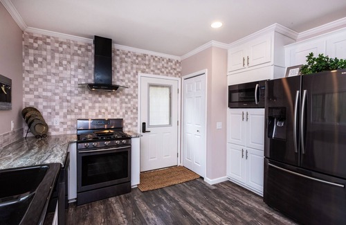 Galloway House | Escape to Sanctuary serene spacious home room to roam sleeps 6 pet-friendly