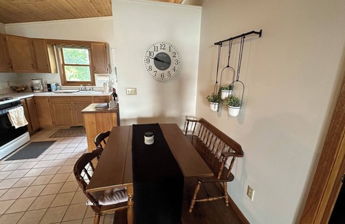 Spicer House | Escape to the shores of Lake Florida for amazing sunrises and sunsets!