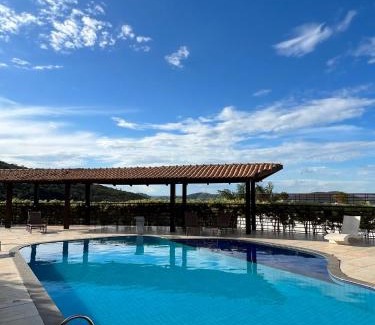 Capitolio House | Escarpas do lago vista privilegiada