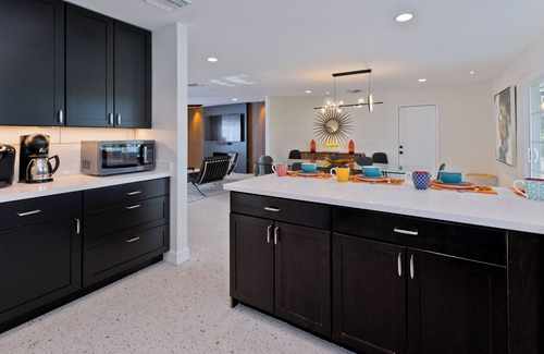 Araby Commons House | Escoba Ranch, with massive yard and amenities! Palm Springs License #064010