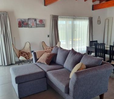 Villa Giardino House | Escondite Serrano