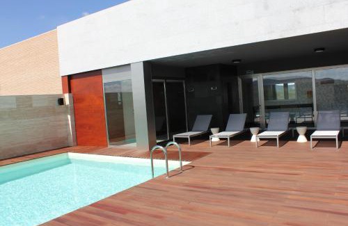 Argamasilla de Calatrava Hotel | Escuderos Hotel Cruz