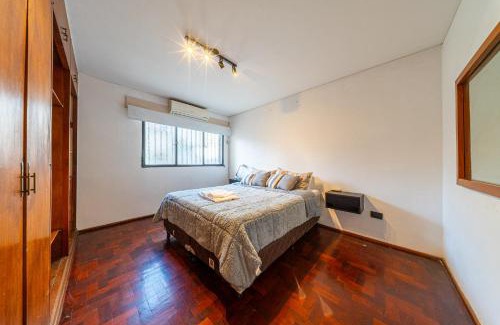 Centro Apartment | Espacioso depto con cochera