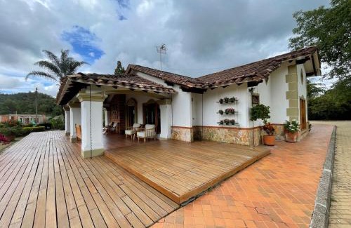 Rionegro Villa | Espectacular villa en llanogrande
